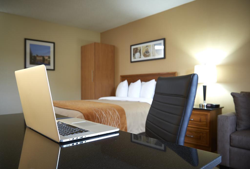 Comfort Inn South Shore Boucherville Exteriér fotografie